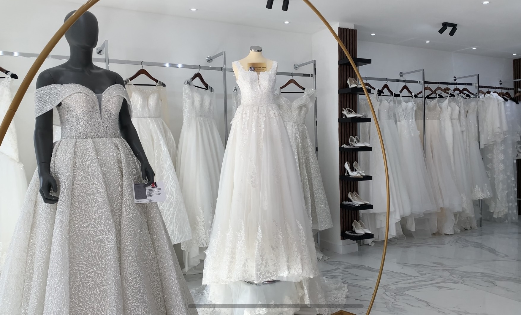 wedding dresses and gala dresses in Herentals, Kempen, Antwerp